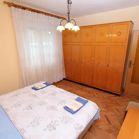 Apartment Oto *