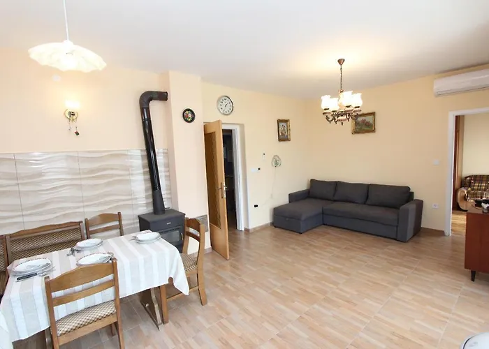 Oto Apartman Póla